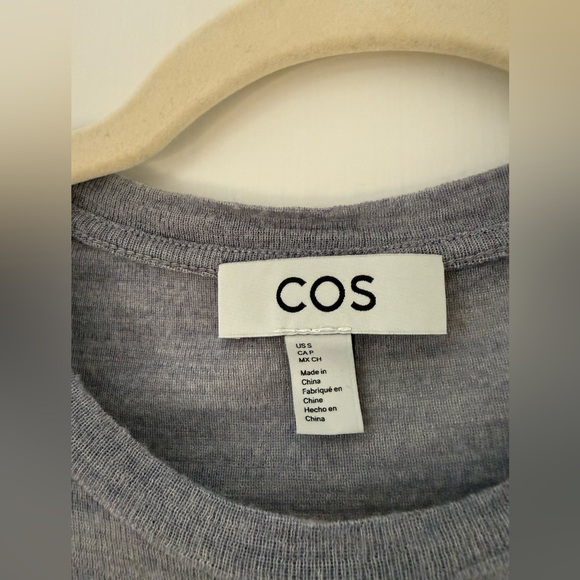 COS Crew-Neck Merino Long Sleeve Top in Gray, Size S - Picture 5 of 6